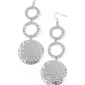 Paparazzi blooming Baubles Silver Earrings